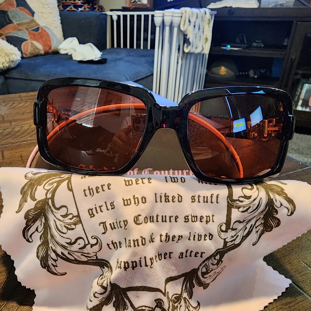 Juicy Couture Oversized Sunglasses with Red Lenses